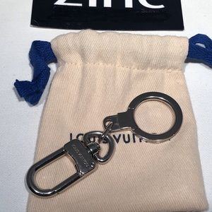 Louis Vuitton Anokre Silver Bagcharm & Keychains